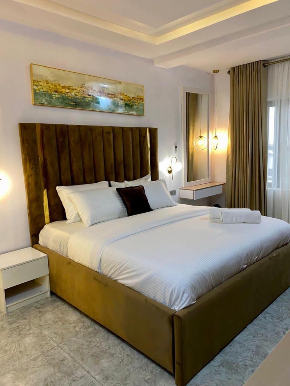 Villa Toscana Luxe Gra ポートハーコート エクステリア 写真